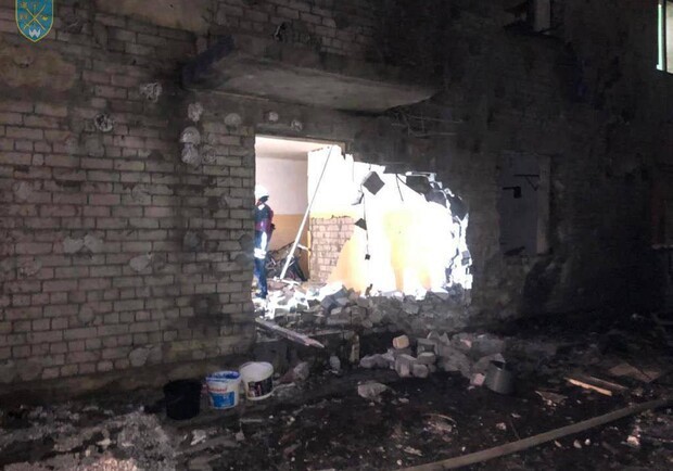 
Владелец общежития в Одессе, пострадавшего после атаки РФ, сам восстановит здание

