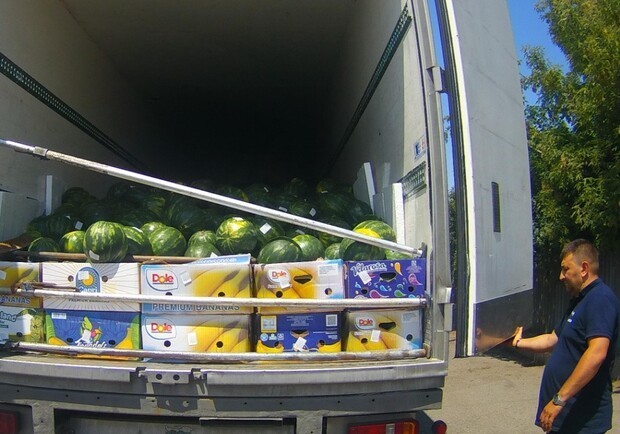 
В Одесской области из-за нитратов не допустили в продажу более трех тонн арбузов и дынь
