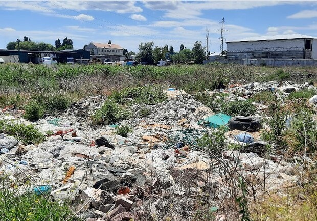 
В Одессе стало больше мусорных свалок
