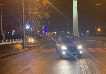Опасный переход: на проспекте Шевченко автомобиль сбил женщину