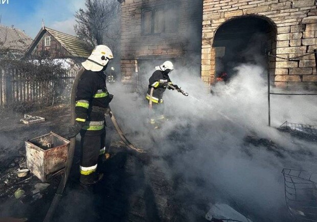 
Пожар в жилом доме и взломы дверей: как прошли сутки у одесских спасателей

