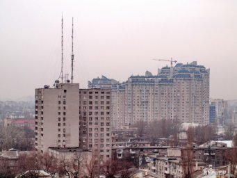 
Одесская мэрия: необходимо отключить подсветку высоток и башенных кранов
