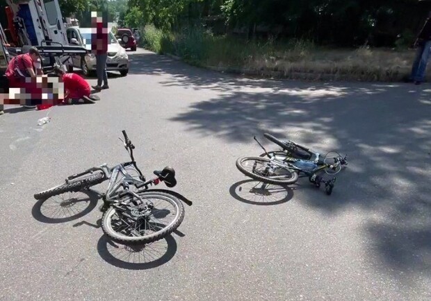 
В Одессе сбили двух велосипедисток и одного пешехода
