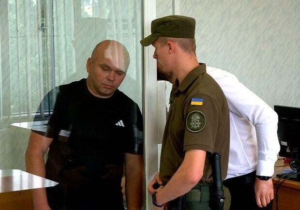 
Тракториста, который задавил 14-летнюю девочку в Березовке, взяли под стражу: мать погибшей заявляет
