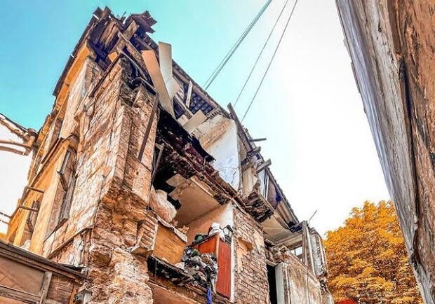 В центре Одессы обрушился очередной дореволюционный дом