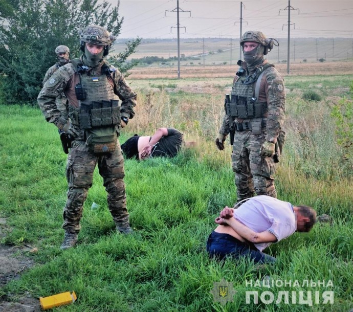 
В Одесской области правоохранители разоблачили преступную группу, проникавшую в чужие дома... (ВИДЕО
