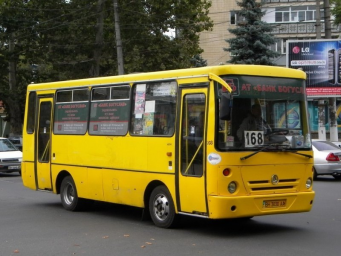 Одесские полицейские расследуют обстоятельства поножовщины в одном из городских маршрутных автобусов