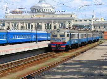 Расписание поездов из Одессы сегодня, 15 августа