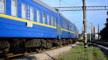 В Одессе мужчина "заминировал" поезд чтобы не уехала жене