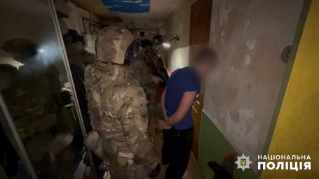 Одесские полицейские разоблачили группу подростков, совершивших разбойное нападение на сверстников