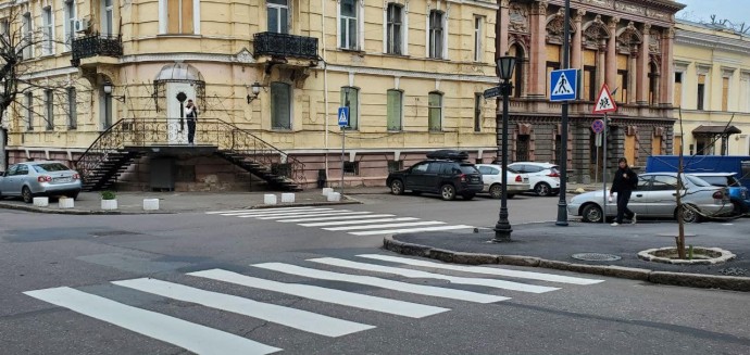В Приморском районе Одессы появились два новых пешеходных перехода.