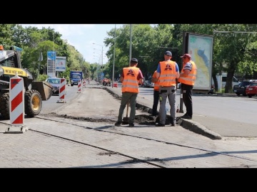 В Одессе начался ремонт дорожного покрытия