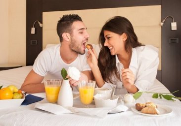 Бронируем ко Дню влюбленных: 10 одесских отелей с завтраком в номер и видом на море