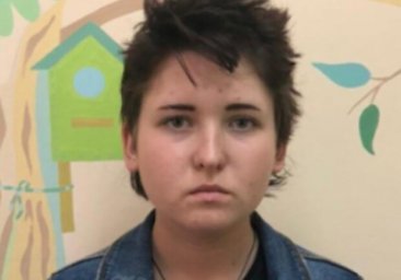 Знакомое лицо: под Одессой снова сбежала воспитанница интерната "Свитанок"