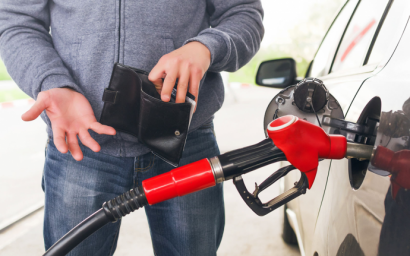 
Госрегулирование цен на бензин и дизтопливо приостановили: обнародовано постановление Кабмина
