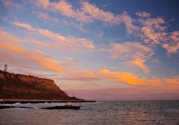 Пылающий небосвод: как выглядит закат на побережье Одессы