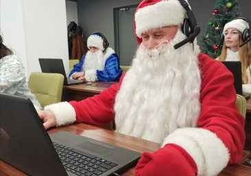Набирай: в Одессе можно позвонить Дед Морозу и Снегурочке