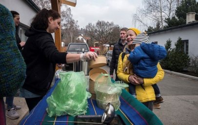 
Бесплатное проживание ограничат. Что изменится для украинцев в Чехии с 1 апреля
