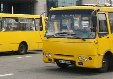 В одесской маршрутке пассажира с инсультом ограбили и высадили: мужчина умер в больнице