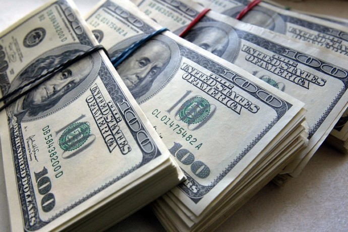 
Эксперт объяснил, почему в Украине дорожает доллар
