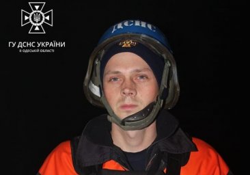 
На Черемушках в пожаре погиб мужчина: он не погасил свечку
