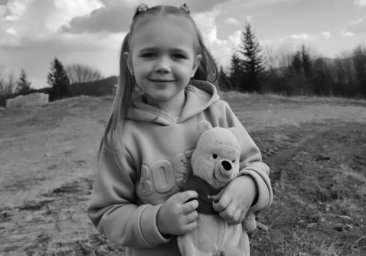 
В больнице скончалась четырехлетняя девочка, пострадавшая во время обстрела Одессы
