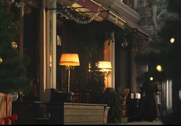 Телепорт в прошлое: в Одессе сняли клип про Рождество в 19-м веке