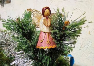 Полюбуйся: одесситы украсили дворы и парадные к Новому году