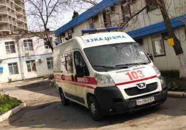 Лечить некому: в одесской больнице на пациентов с Covid-19 не хватает медиков