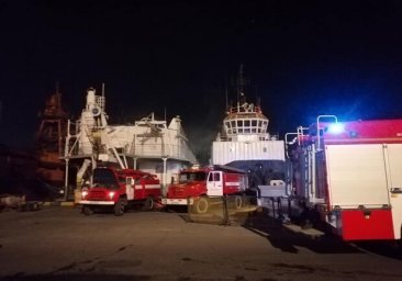 Жаркая ночь: в Одессе горели порт, многоэтажка и кафе на Дерибасовской