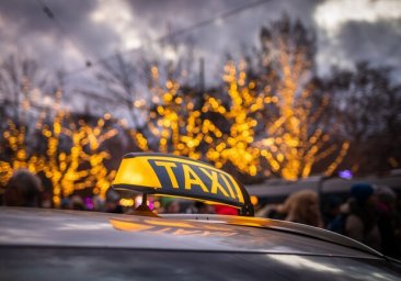Получи ответ: сколько будет стоить такси в Одессе на Новый год
