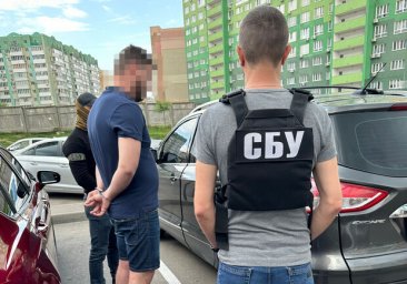 Обещал солдату освобождение от службы: в Одессе за коррупцию задержали юриста военной части
